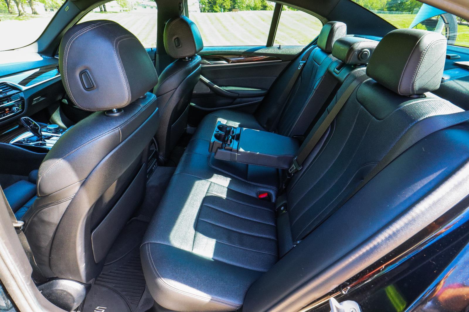 2021 BMW 5 Series 530i - Photo 39
