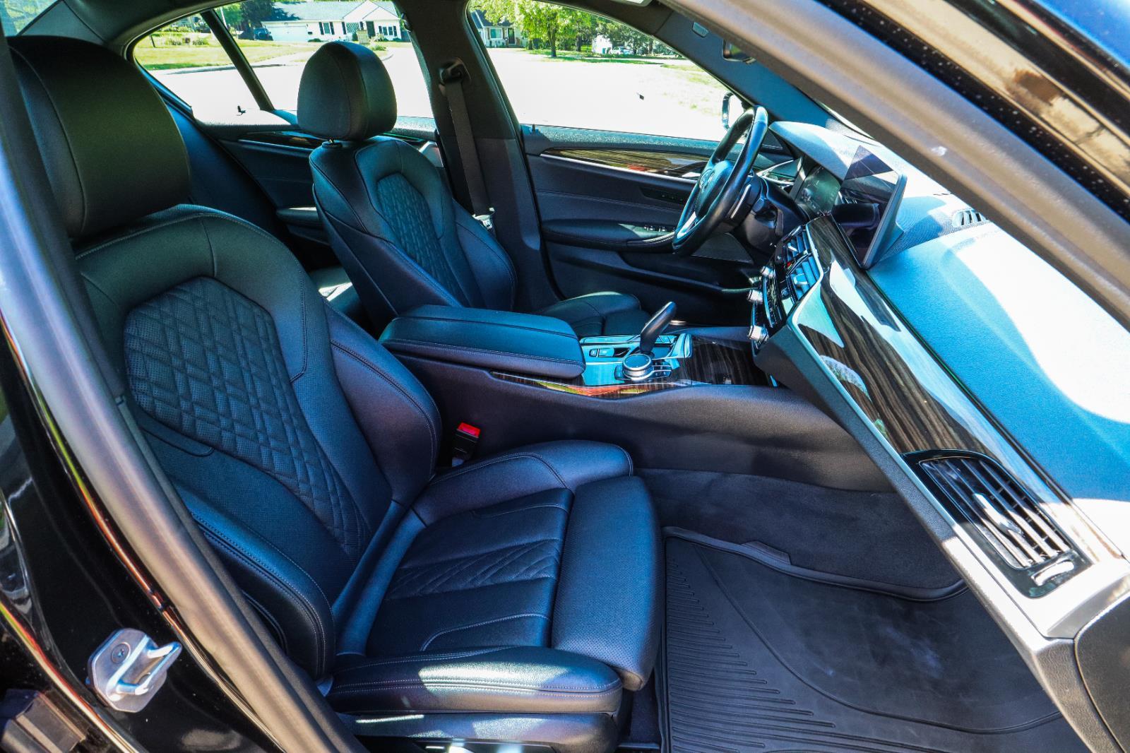2021 BMW 5 Series 530i - Photo 41