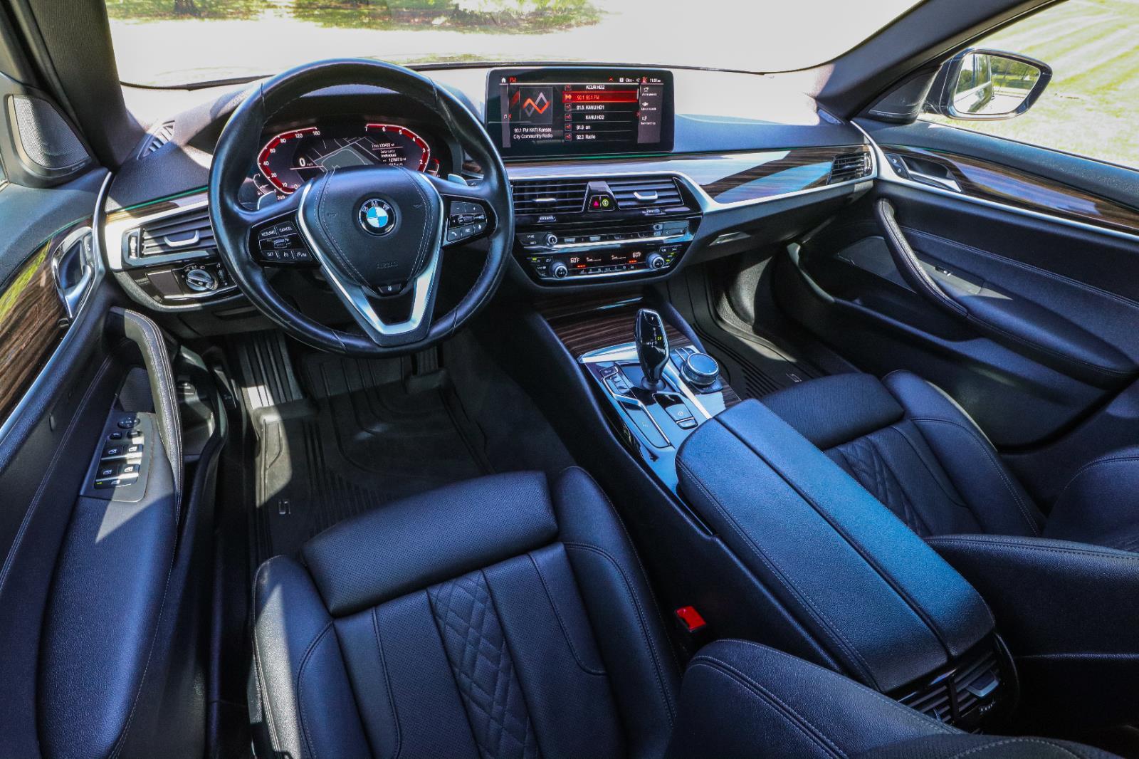 2021 BMW 5 Series 530i - Photo 23