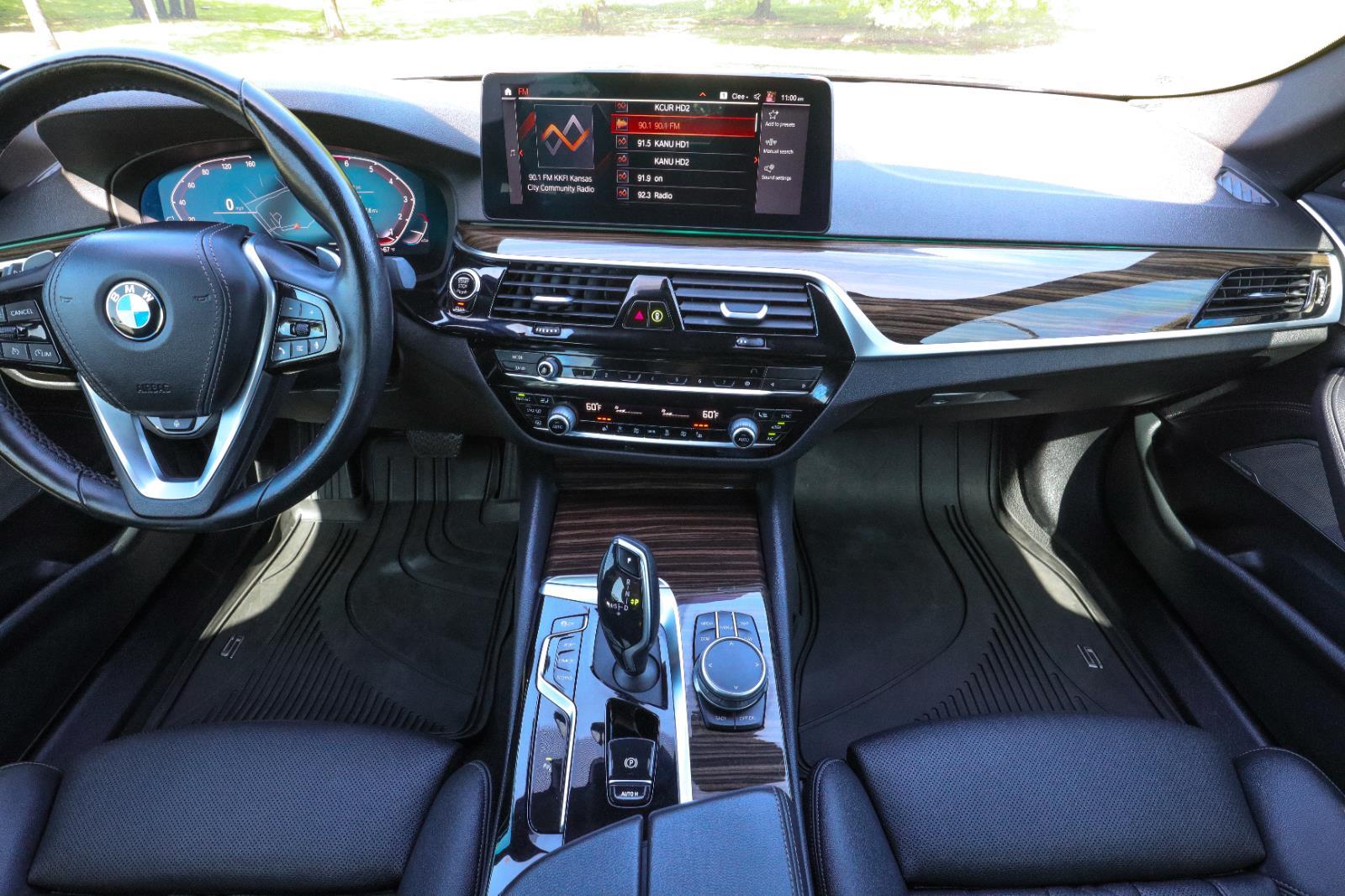 2021 BMW 5 Series 530i - Photo 27