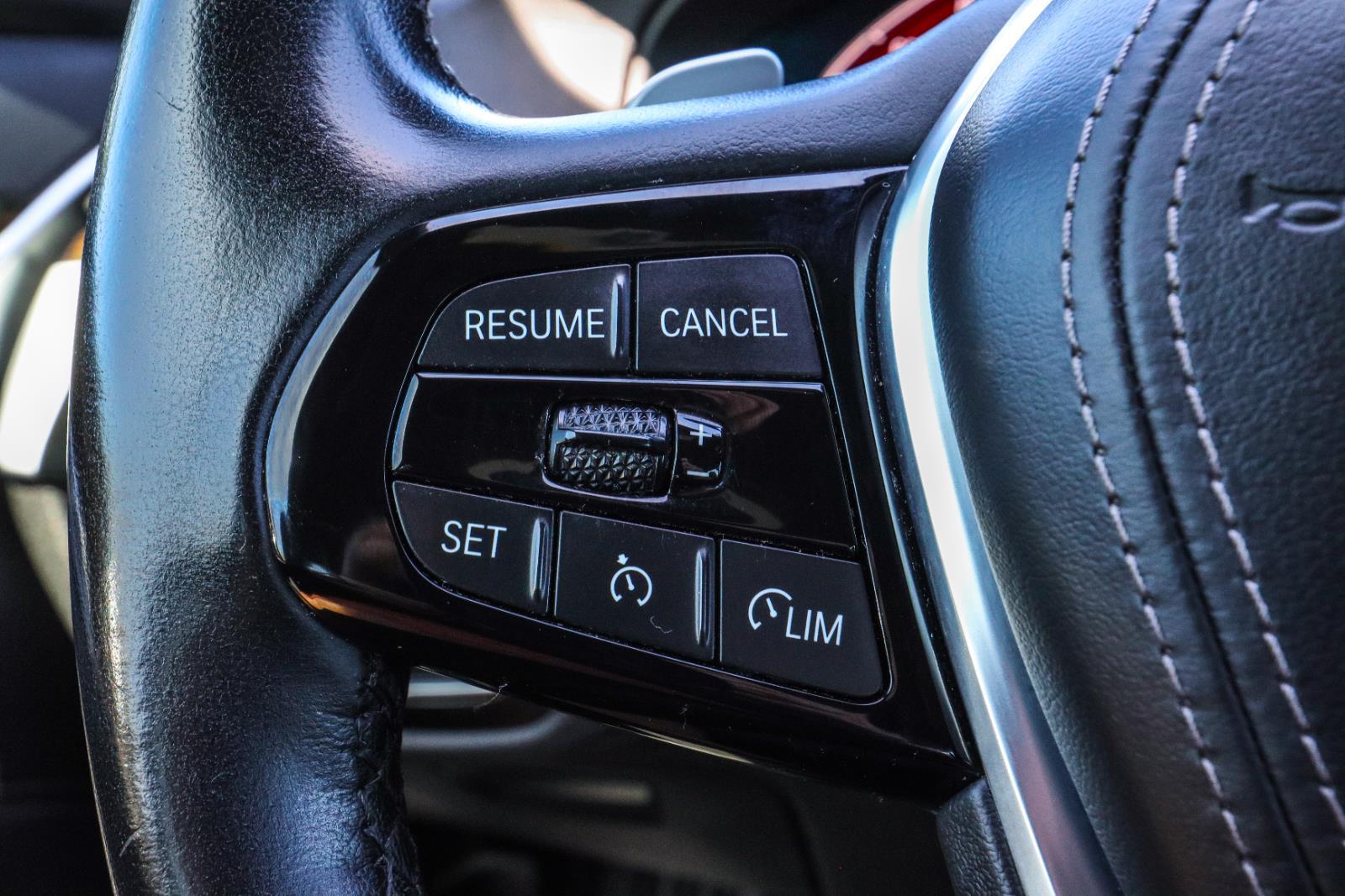 2021 BMW 5 Series 530i - Photo 14