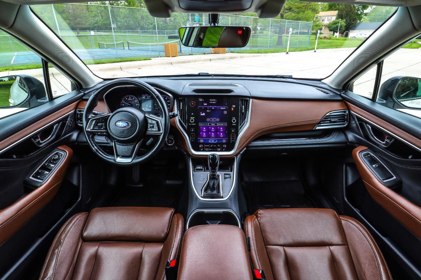 2020 Subaru Outback Touring's photo