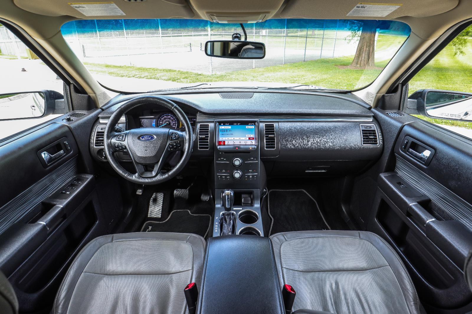 2019 Ford Flex SEL AWD's photo