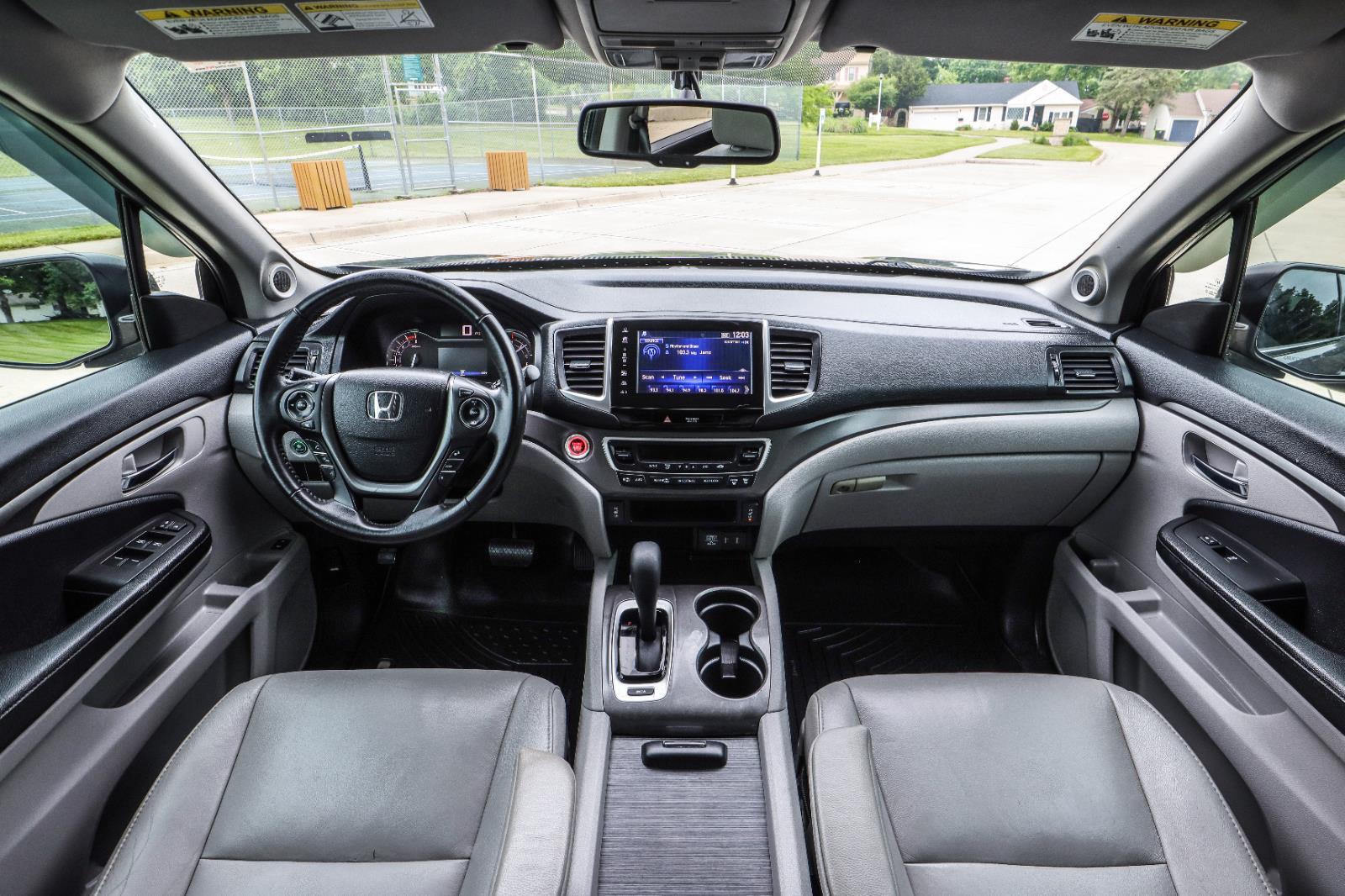 2017 Honda Pilot 2WD EX-L's photo