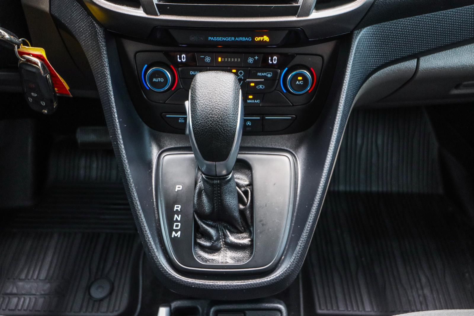 2021 Ford Transit Connect XL - Photo 25