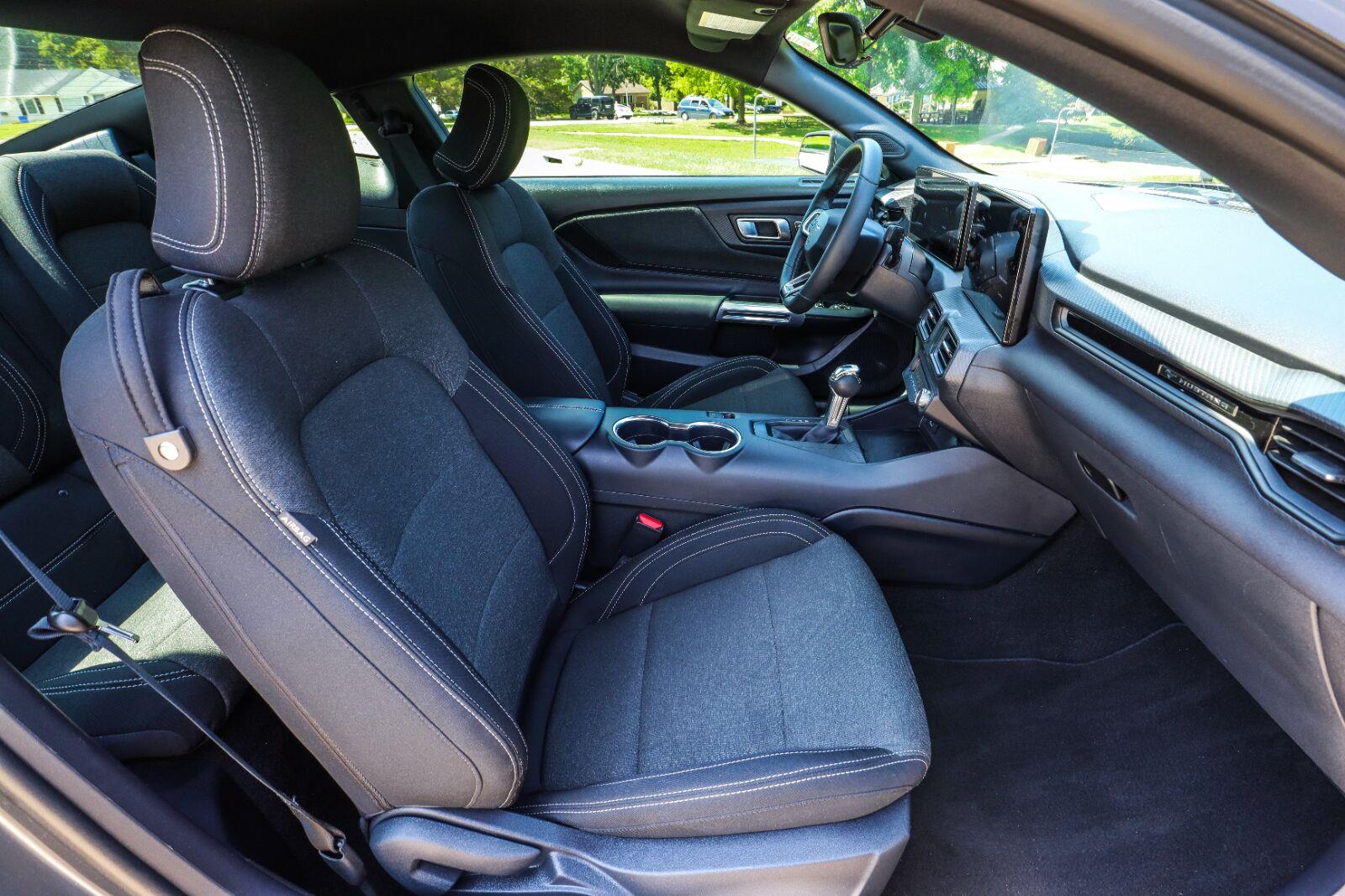 2024 Ford Mustang EcoBoost - Photo 41