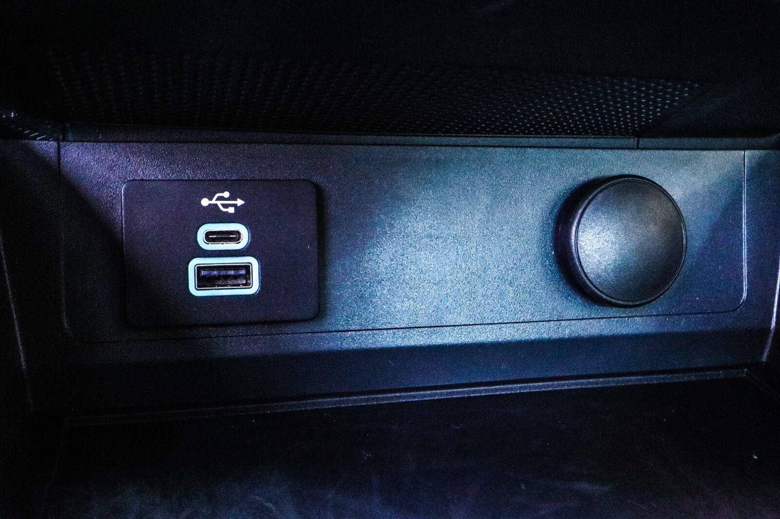 2024 Ford Mustang EcoBoost - Photo 11