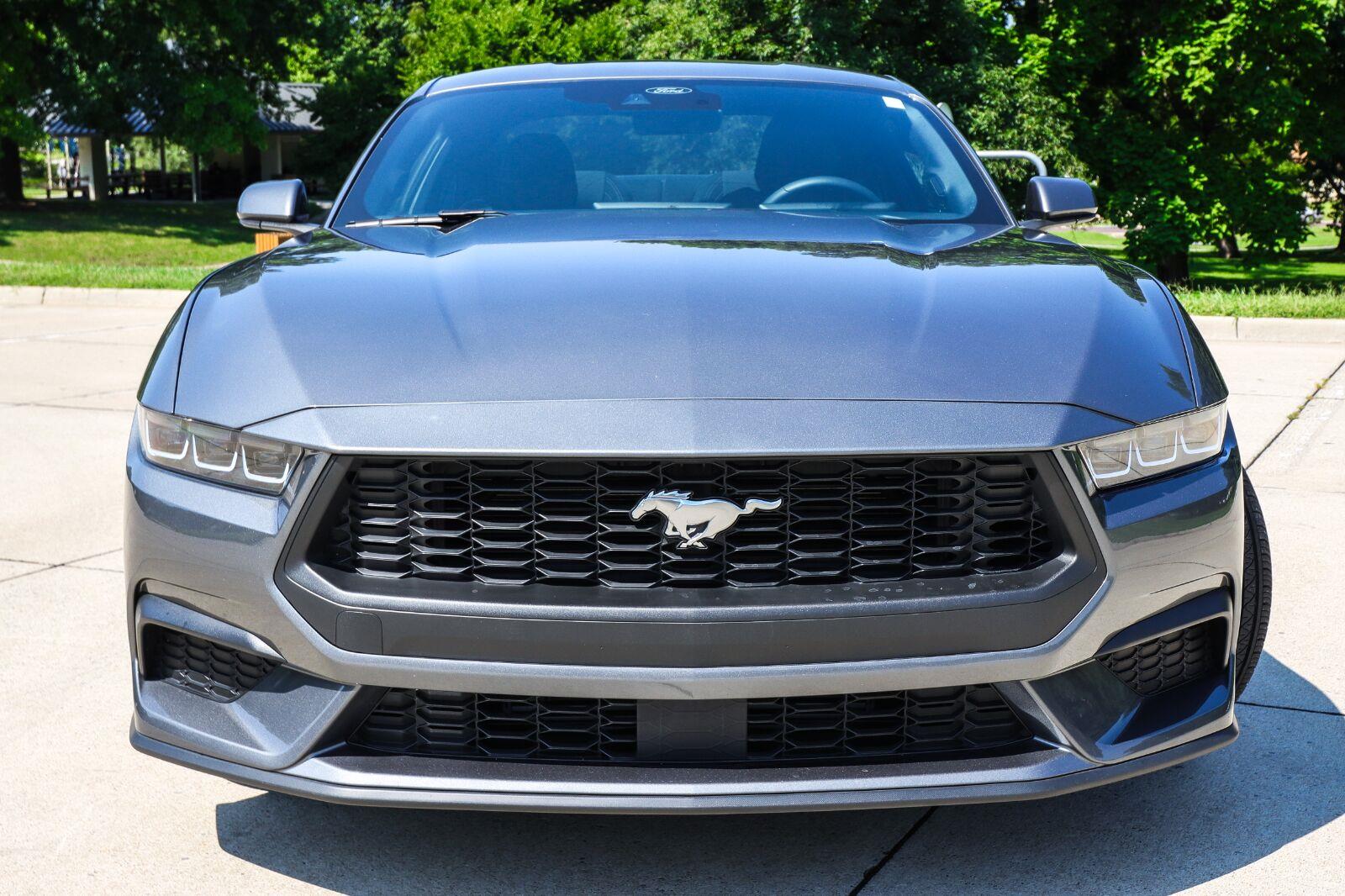 2024 Ford Mustang EcoBoost - Photo 18