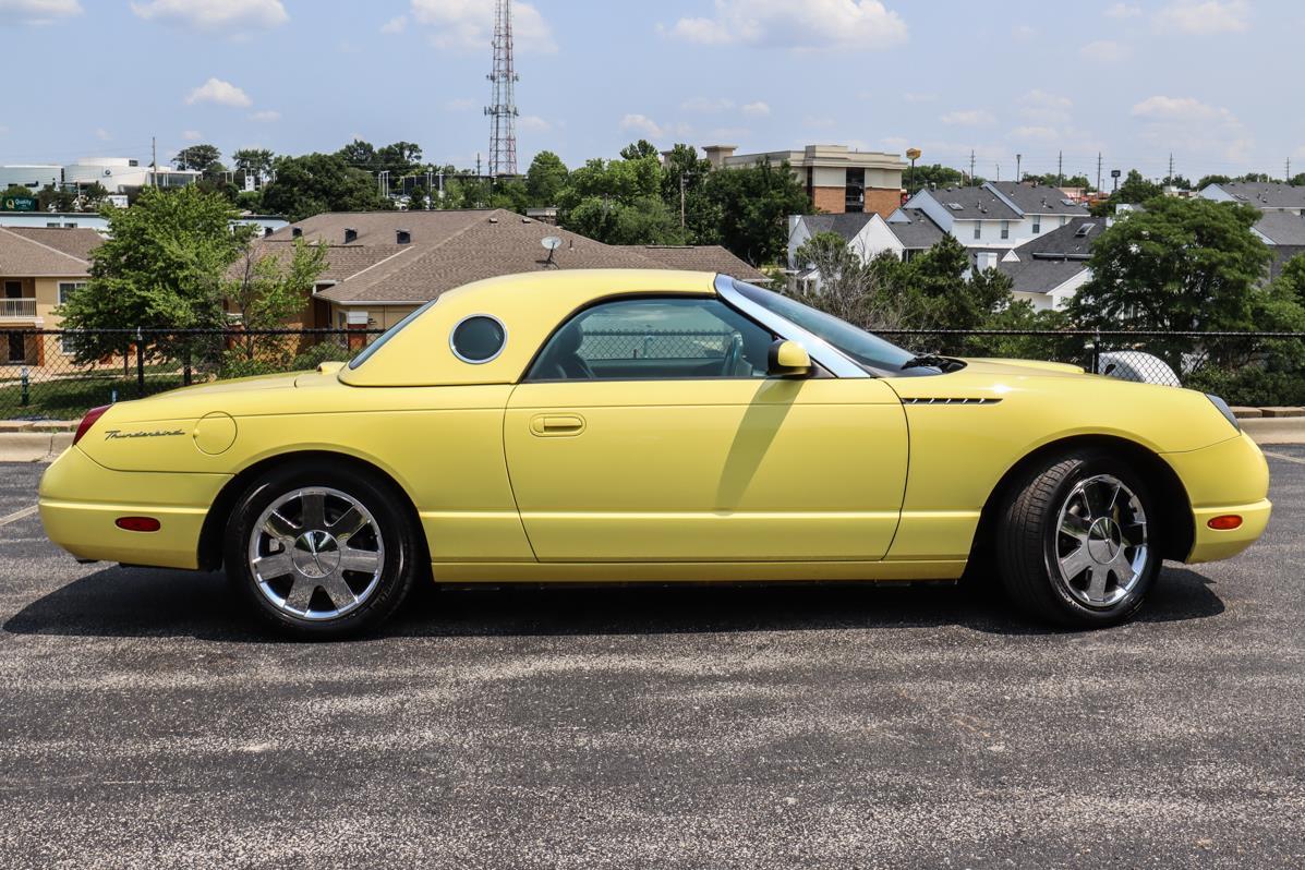 2002 Ford Thunderbird Deluxe Country Hill