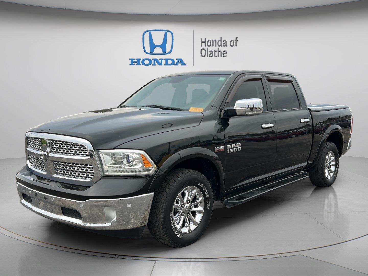 Used 2016  RAM Laramie image 7