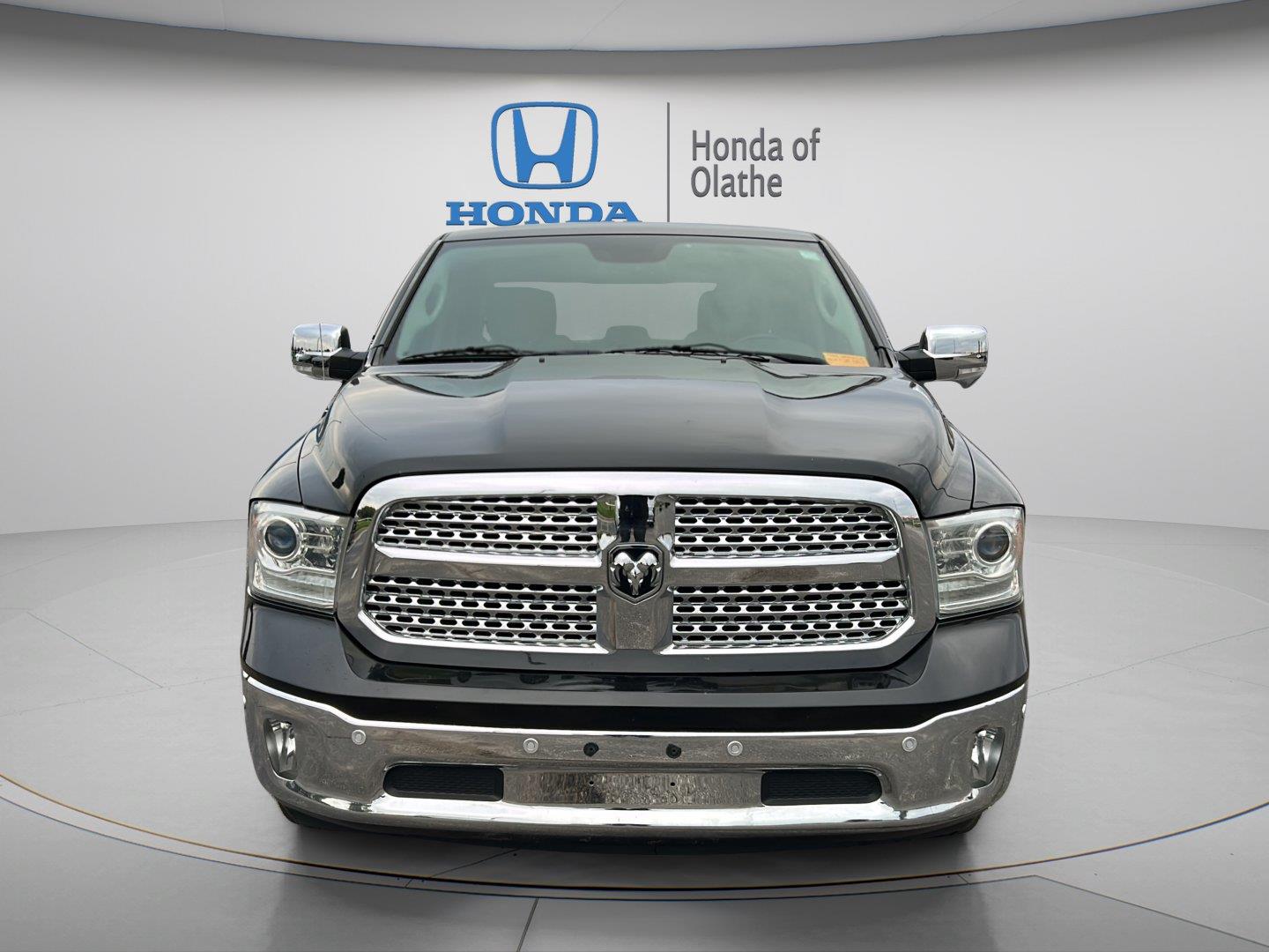 Used 2016  RAM Laramie image 8