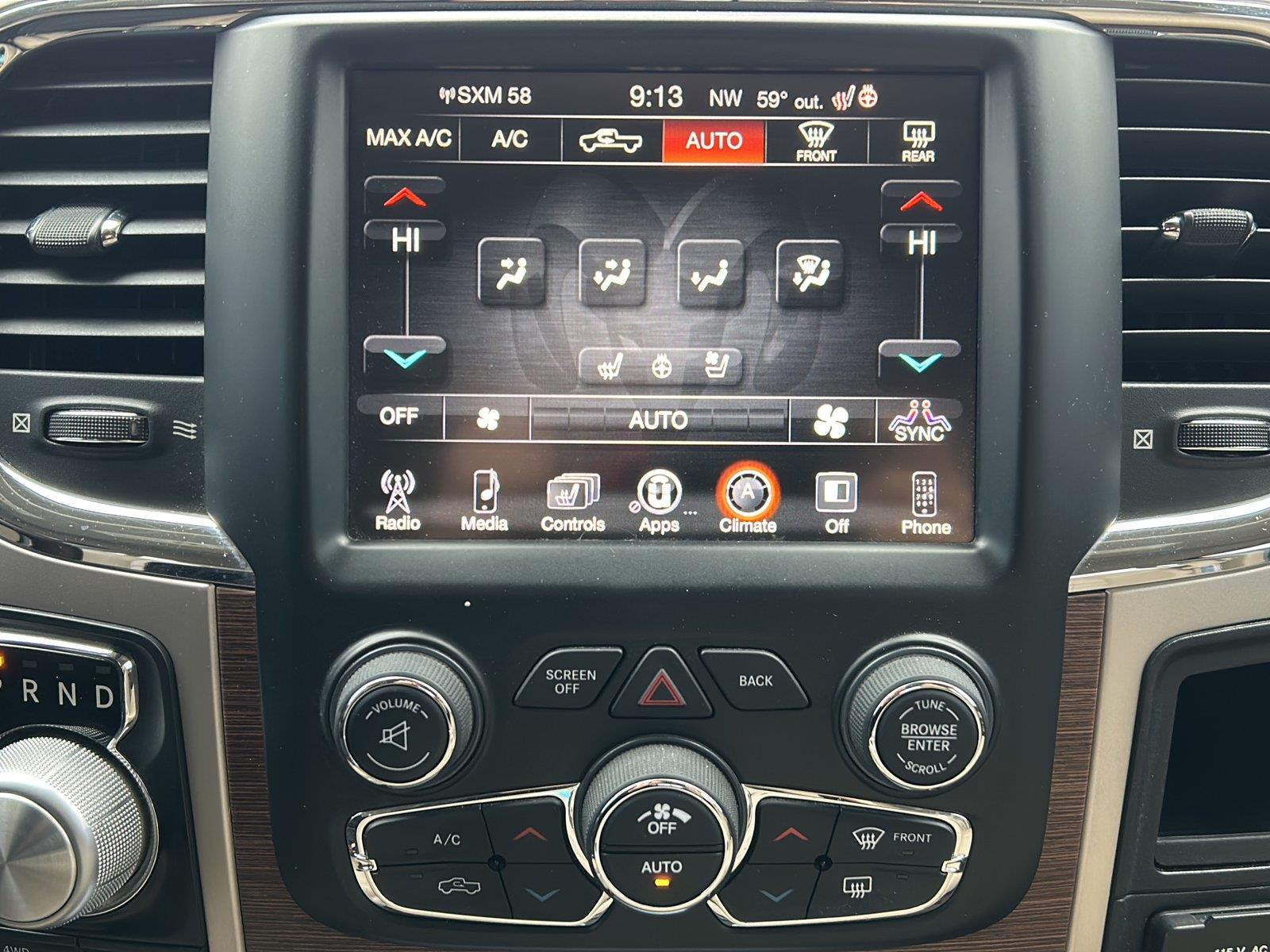 Used 2016  RAM Laramie image 12