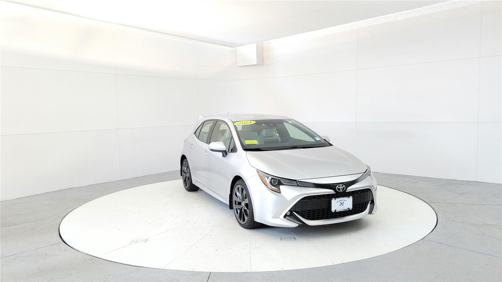 Classic Silver Metallic 2021 Toyota Corolla Hatchback XSE FWD Hatchback Front-Wheel Drive Continuously Variable Transmission