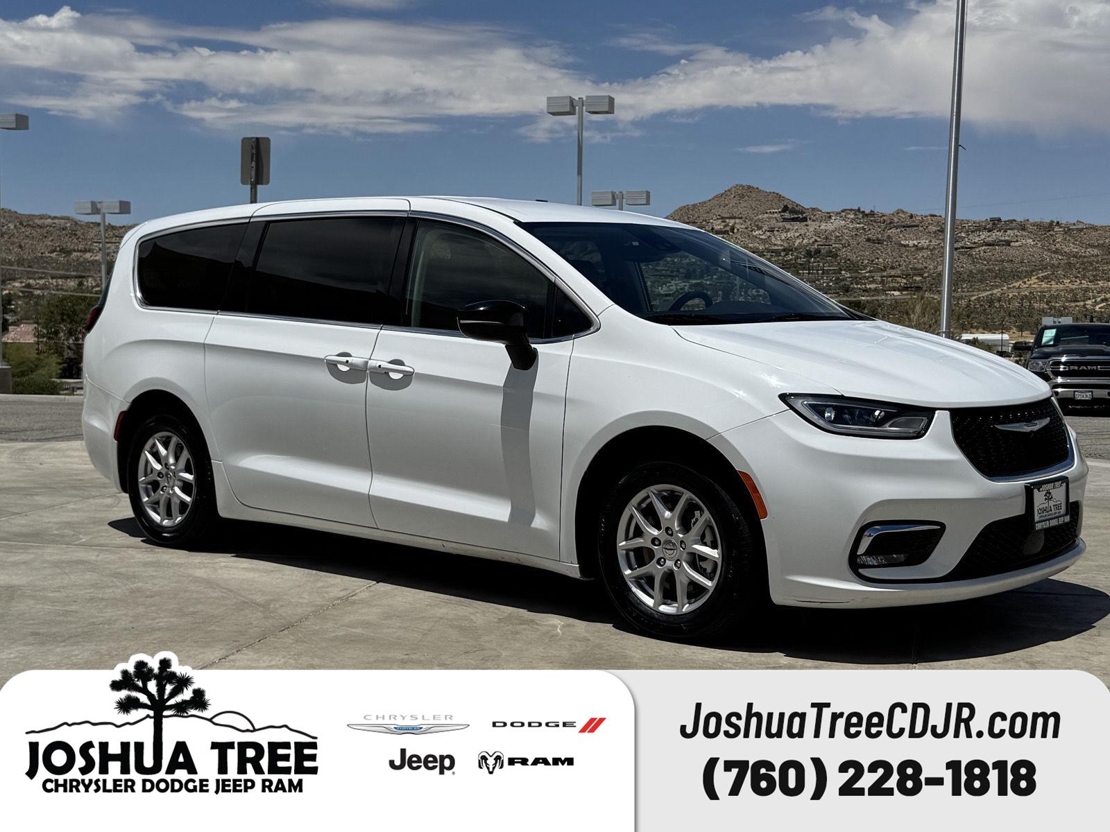 2024 Chrysler Pacifica Touring L FWD