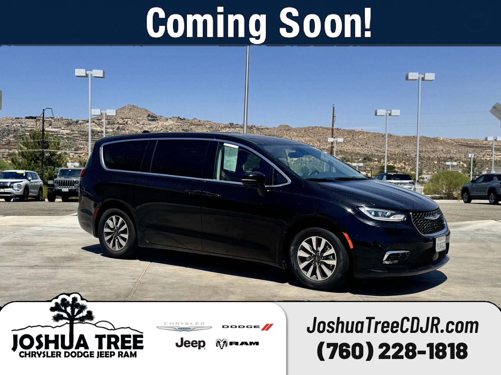 2024 Chrysler Pacifica Hybrid Select FWD