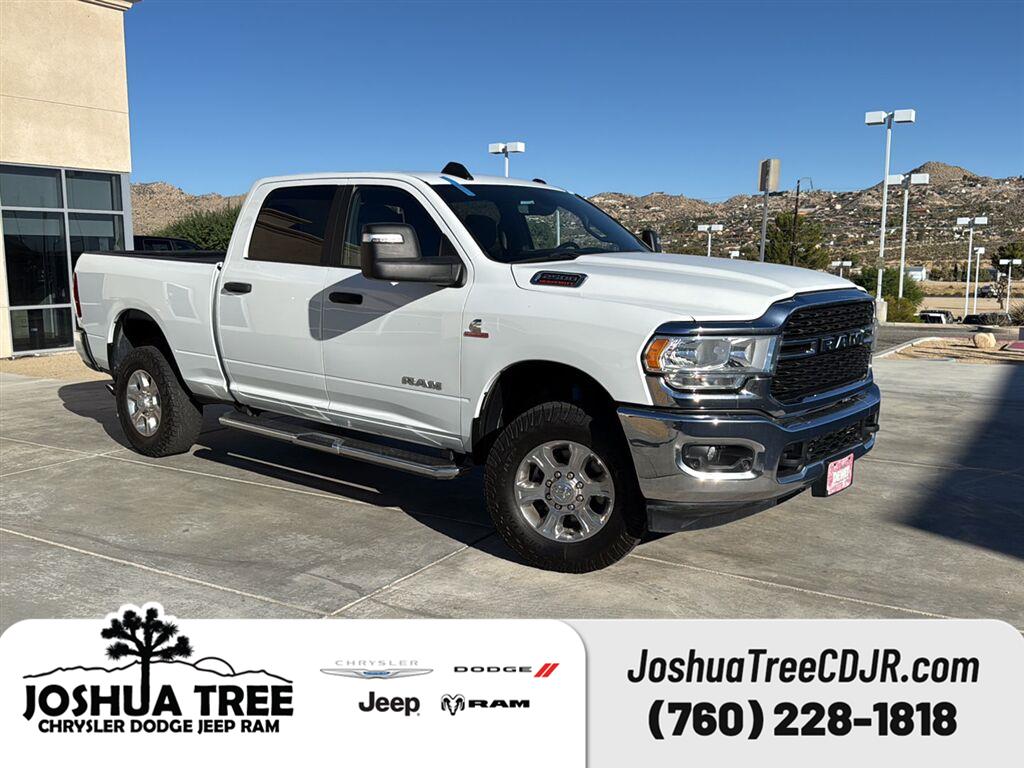 Bright White Clearcoat 2024 RAM 2500 Pickup Truck Four-Wheel Drive 6-Speed Automatic