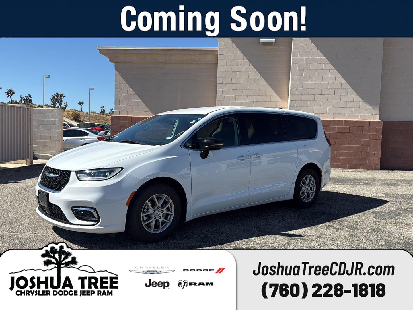 Bright White Clearcoat 2024 Chrysler Pacifica Minivan Front-Wheel Drive 9-Speed Automatic