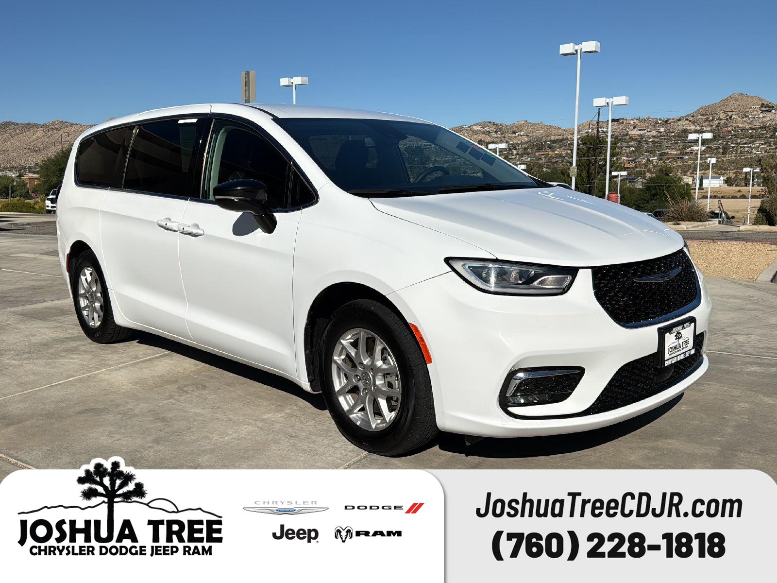 2024 Chrysler Pacifica Touring L