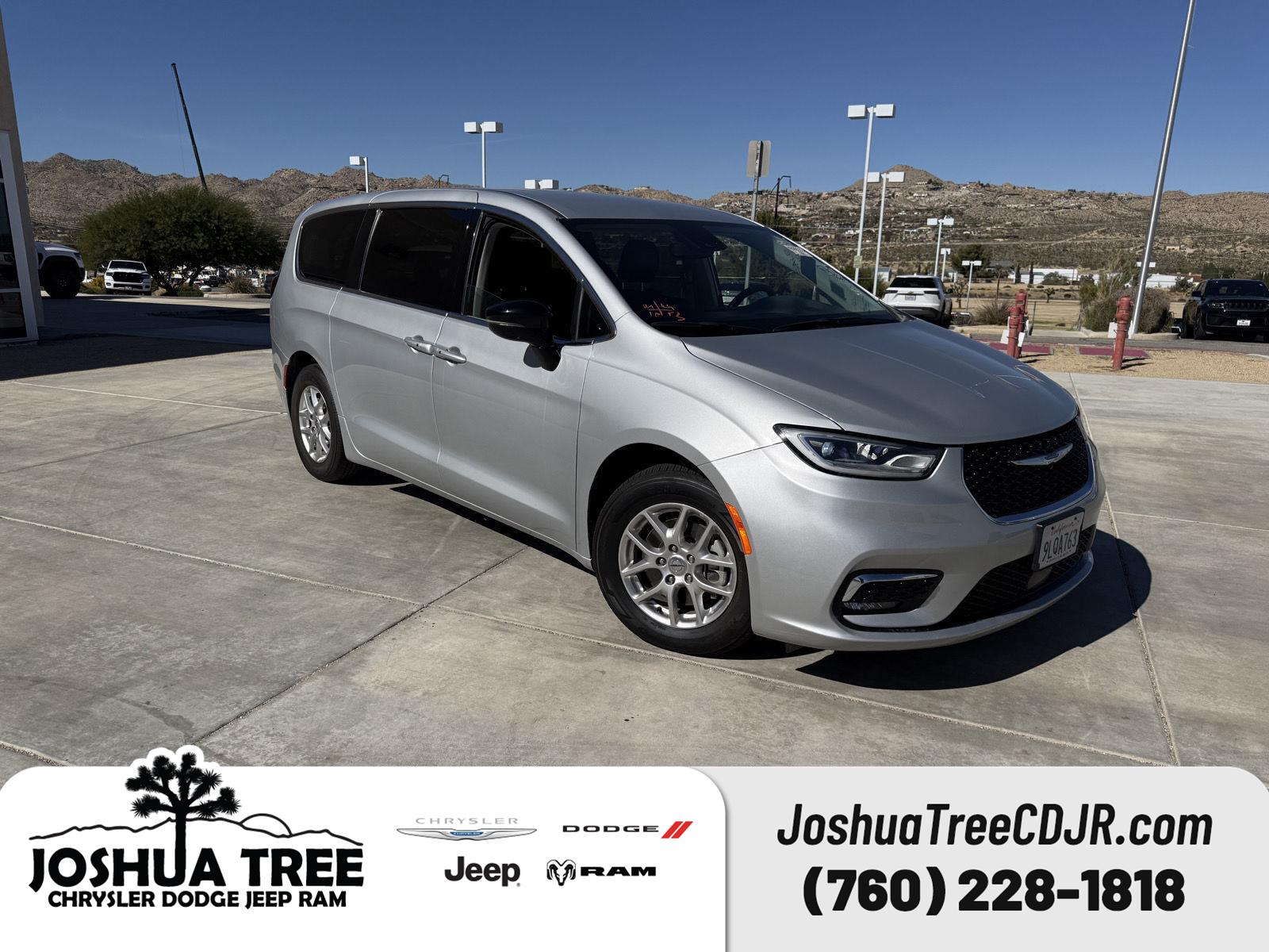 2024 Chrysler Pacifica Touring L FWD