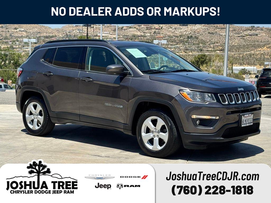 Gray (Granite Crystal Metallic Clearcoat) 2019 Jeep Compass Latitude FWD SUV / Crossover Front-Wheel Drive 6-Speed Automatic
