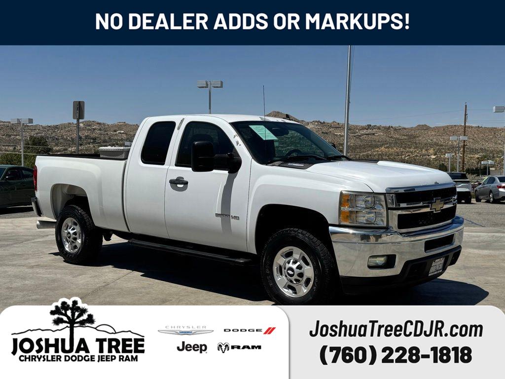 2011 Chevrolet Silverado 2500HD LT Extended Cab 4WD Blanco (Summit White) Camioneta Todo terreno 6 velocidades Automática
