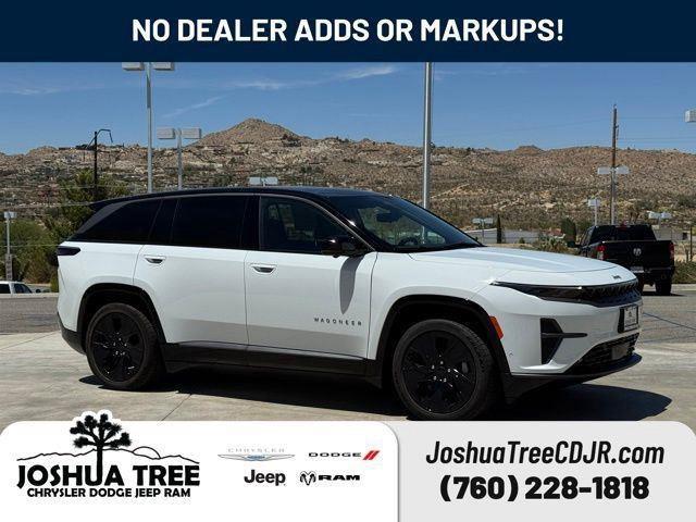 Bright White Clearcoat 2025 Jeep Wagoneer S SUV / Crossover Four-Wheel Drive 1-Speed Automatic