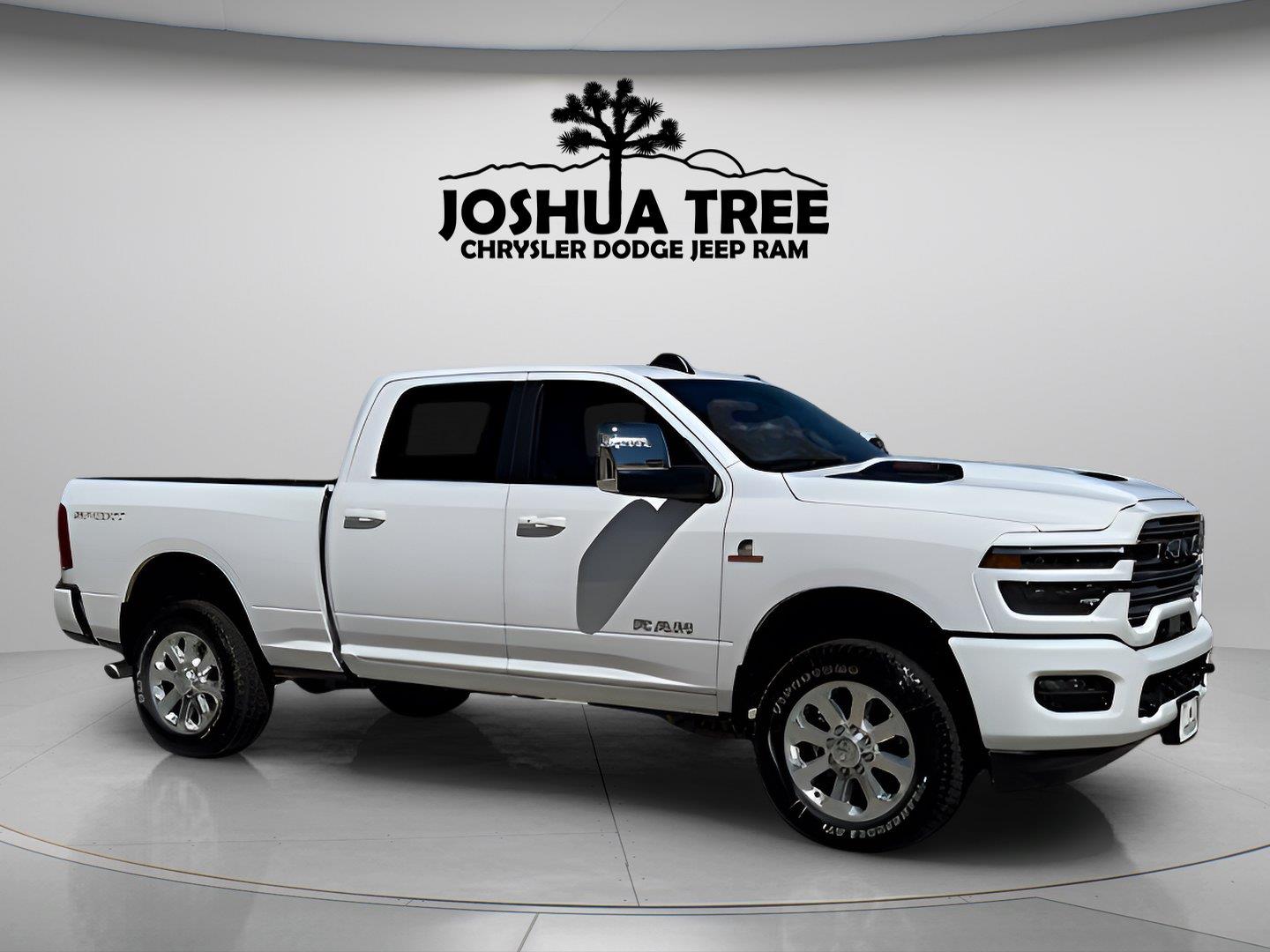 Bright White Clearcoat 2026 RAM 2500 Pickup Truck Four-Wheel Drive 8-Speed Automatic