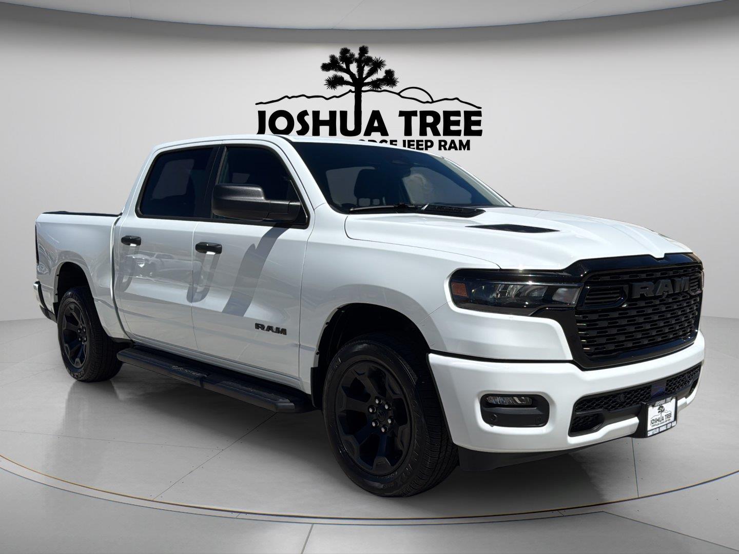 Bright White Clearcoat 2026 RAM 1500 Pickup Truck Four-Wheel Drive 8-Speed Automatic