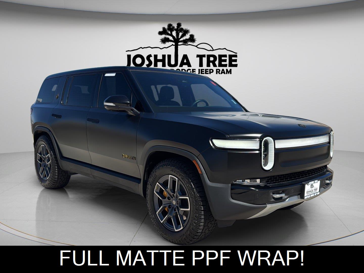Midnight 2023 Rivian R1S SUV / Crossover All-Wheel Drive Automatic