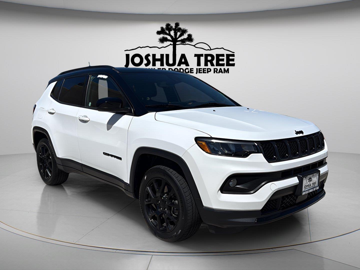 Bright White Clearcoat 2023 Jeep Compass SUV / Crossover Four-Wheel Drive 8-Speed Automatic