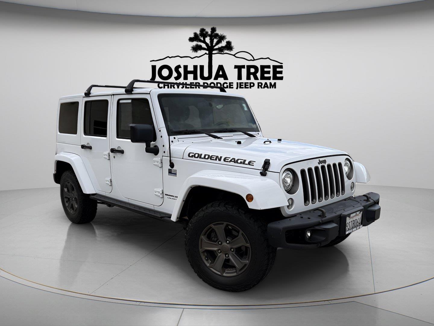 Bright White Clearcoat 2018 Jeep Wrangler SUV / Crossover Four-Wheel Drive 5-Speed Automatic
