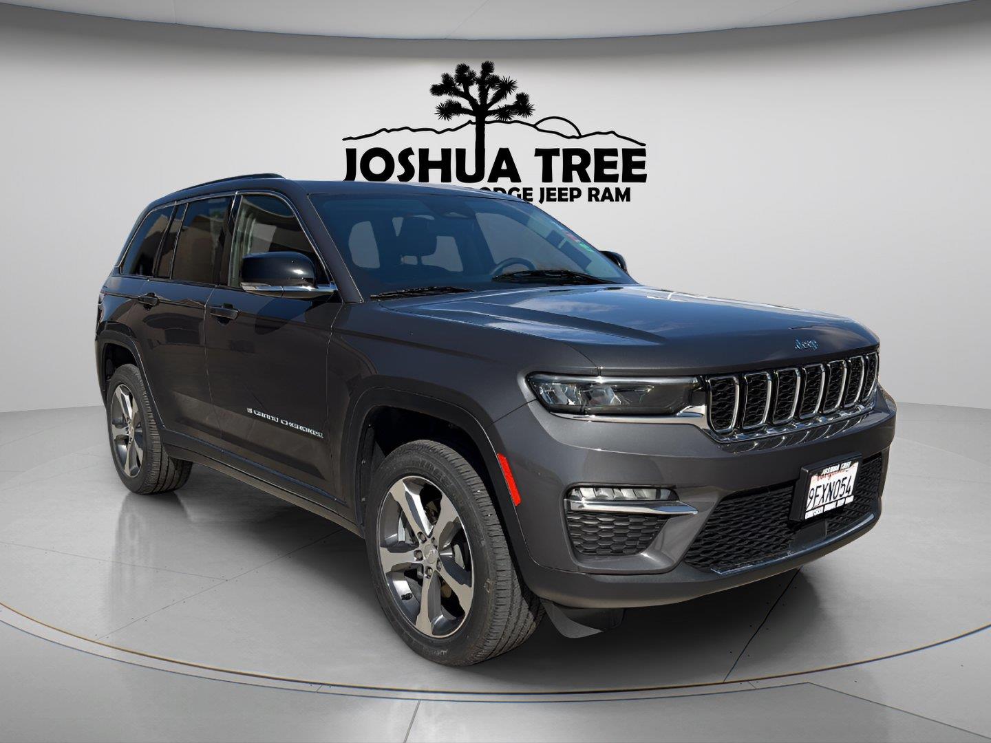 Baltic Gray Metallic Clearcoat 2023 Jeep Grand Cherokee 4xe SUV / Crossover Four-Wheel Drive 8-Speed Automatic