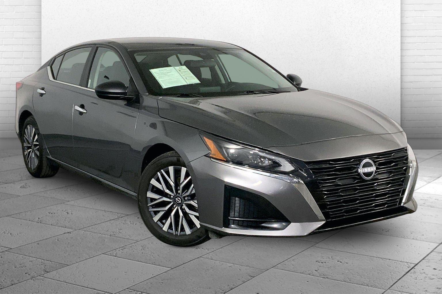 2025 Nissan Altima 2.5 SV FWD