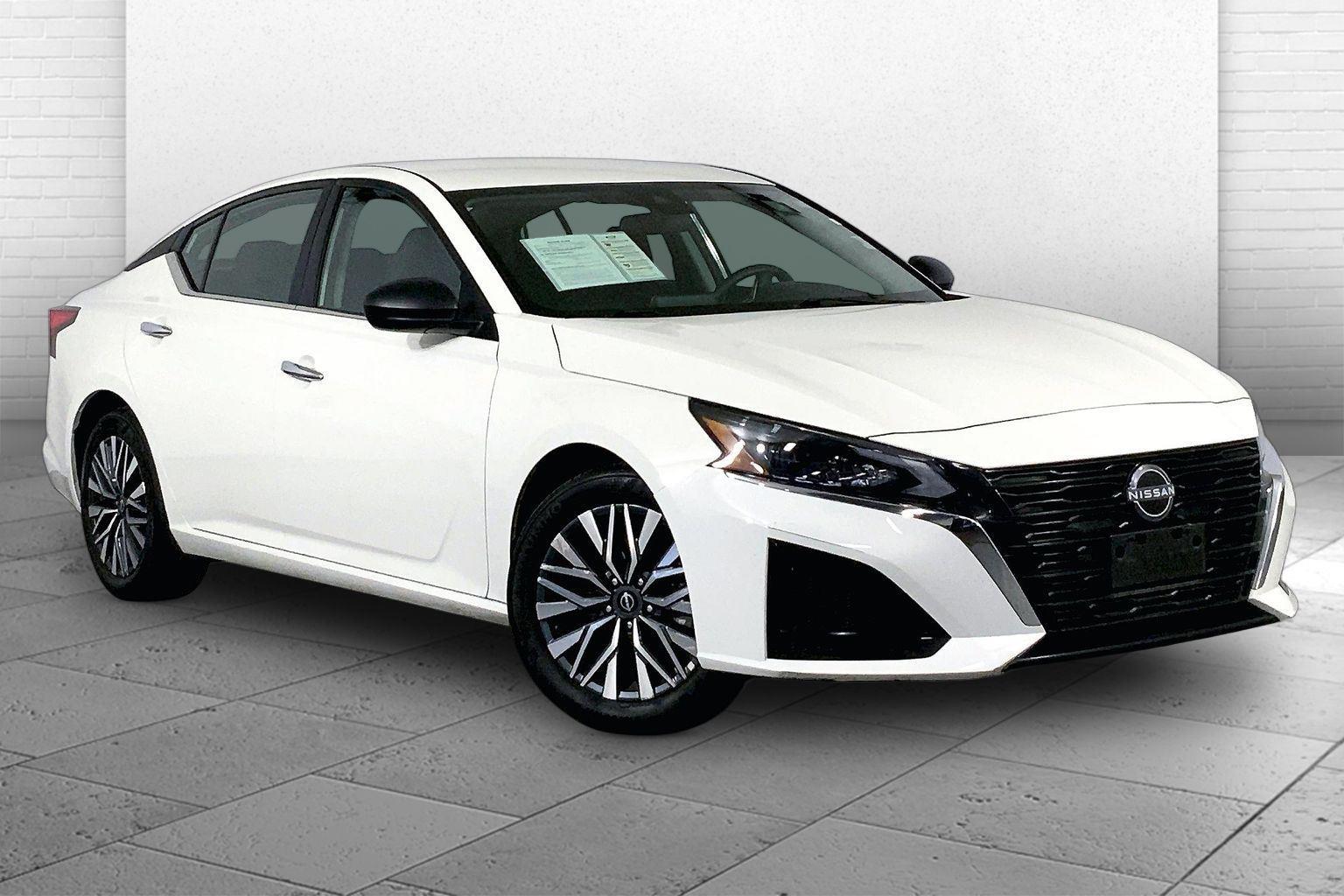 2025 Nissan Altima 2.5 SV FWD