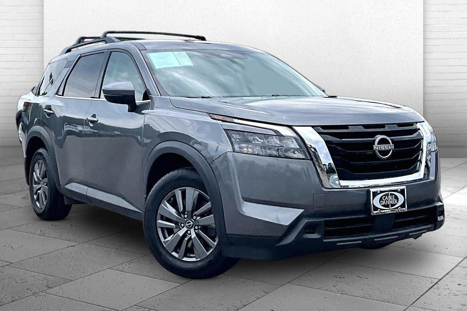 2023 Nissan Pathfinder SV FWD