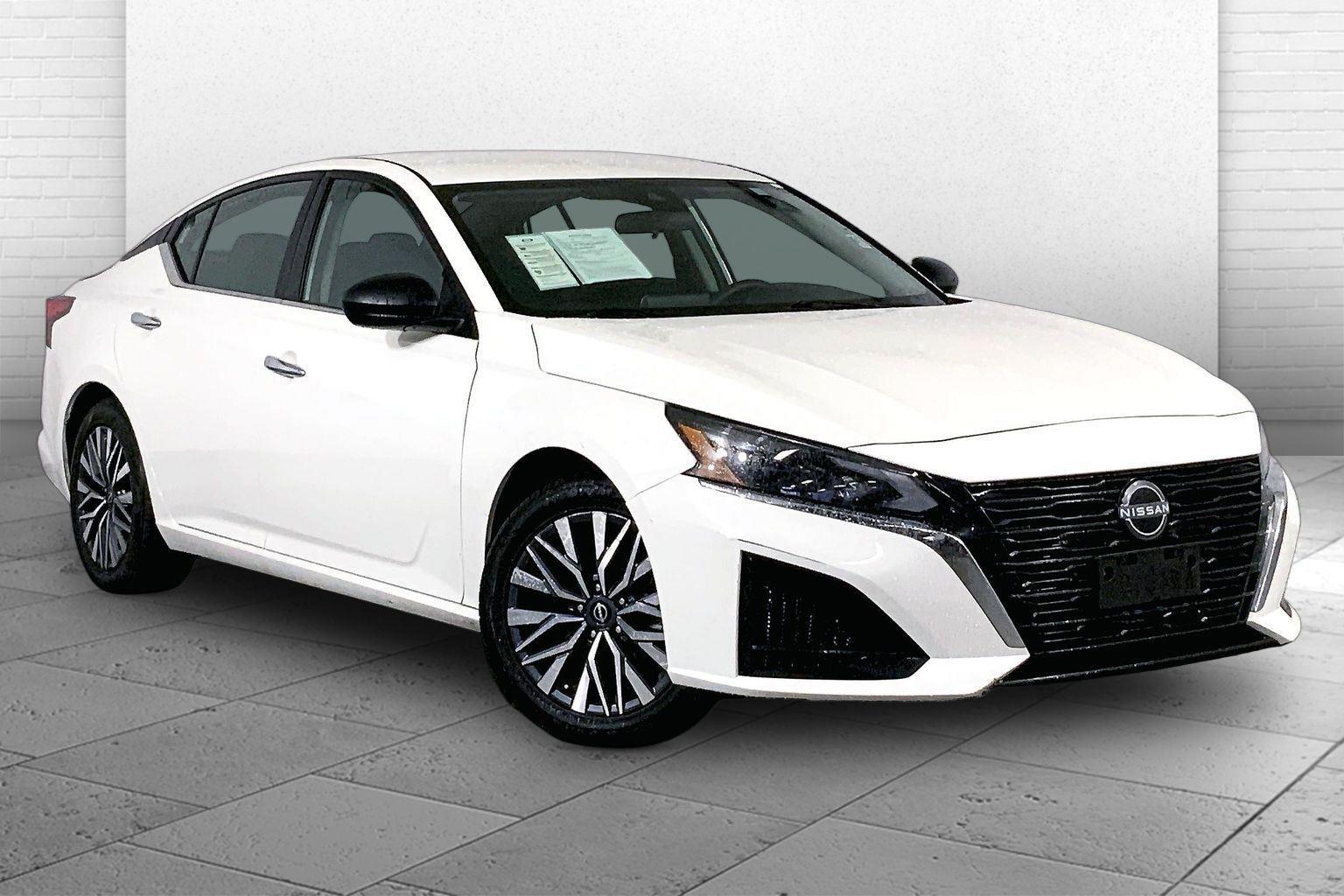 2025 Nissan Altima 2.5 SV FWD