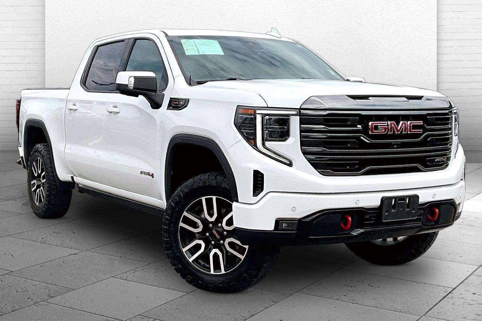 2023 GMC Sierra 1500 AT4 Crew Cab 4WD