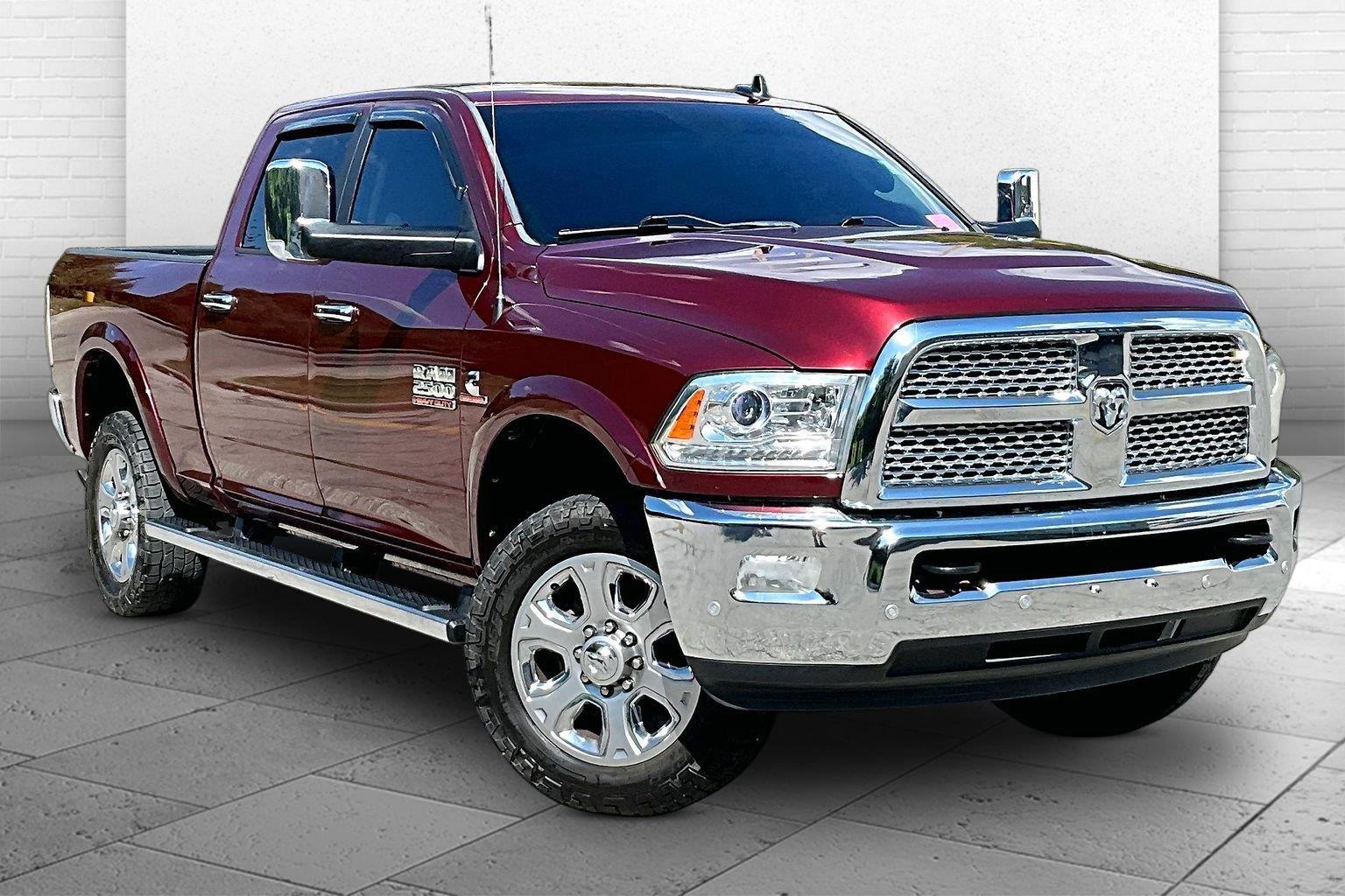  2016 RAM 2500 Laramie Crew Cab 4WD   