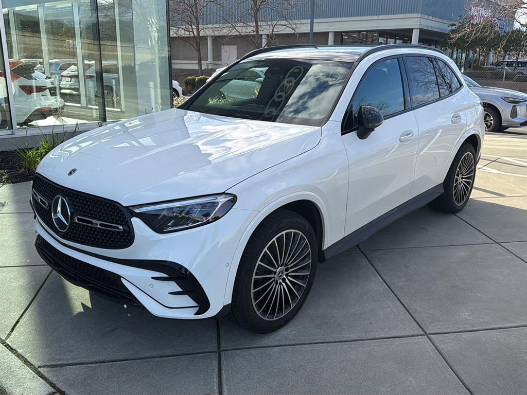 2025 Mercedes-Benz GLC 300 4MATIC