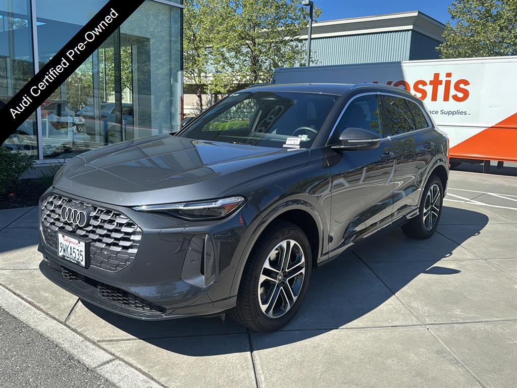 2025 Audi Q5 quattro Premium Plus 40 TFSI