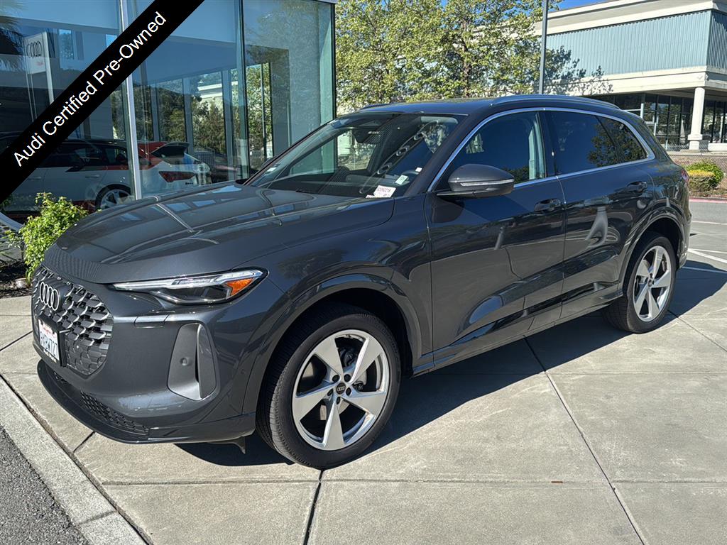 2025 Audi Q5 quattro Premium Plus 40 TFSI