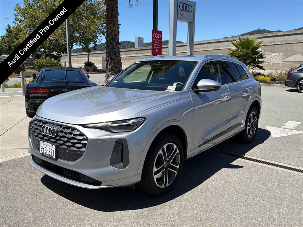 Florett Silver Metallic 2025 Audi Q5 quattro Premium Plus 40 TFSI SUV / Crossover All-Wheel Drive Automatic