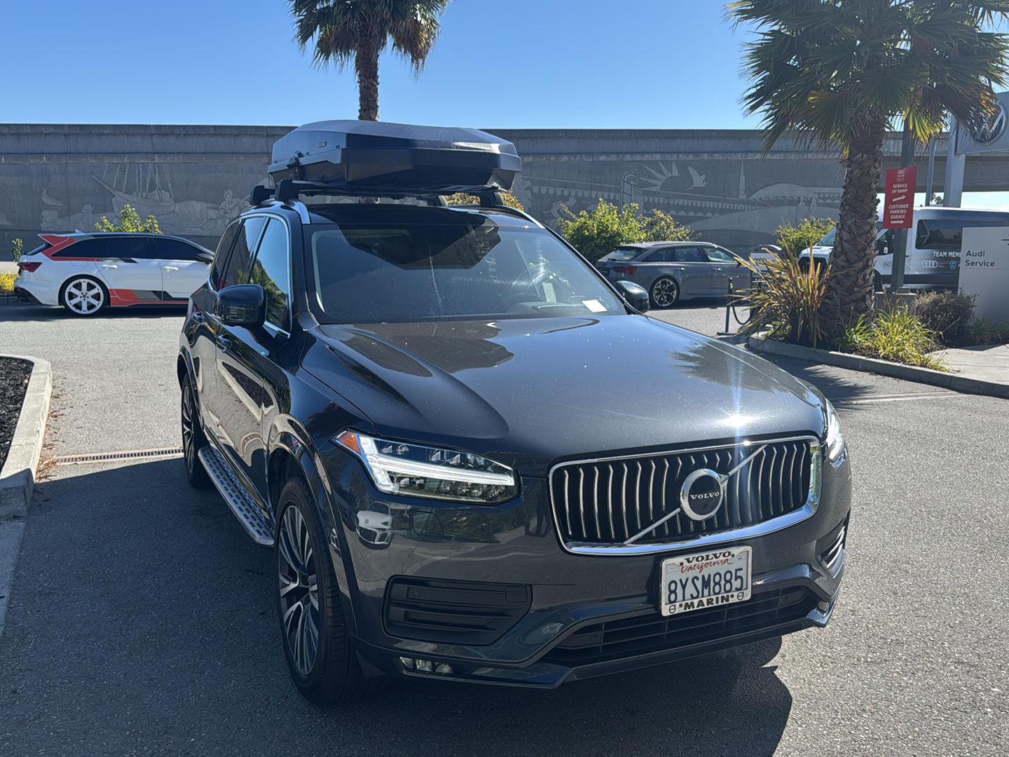 View vehicle photo 4
