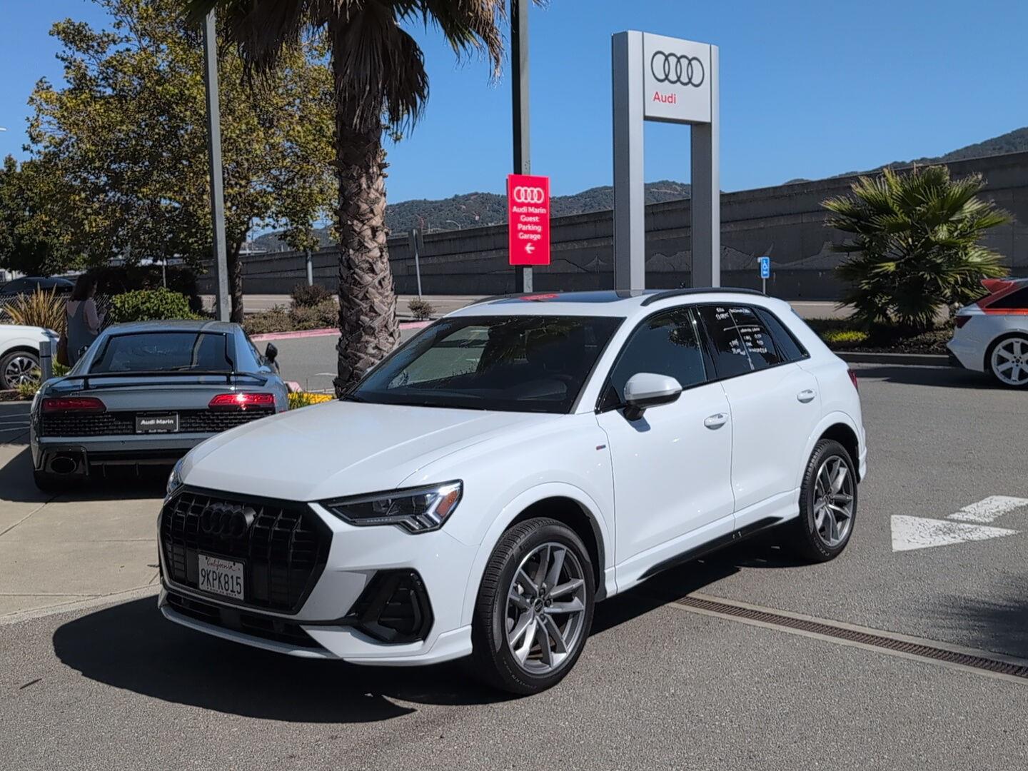 Glacier White Metallic 2024 Audi Q3 SUV / Crossover All-Wheel Drive Automatic