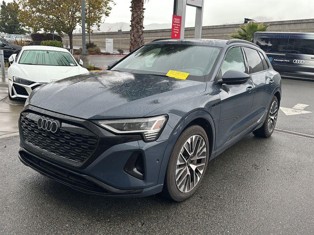 2024 Audi Q8 e-tron quattro Prestige AWD