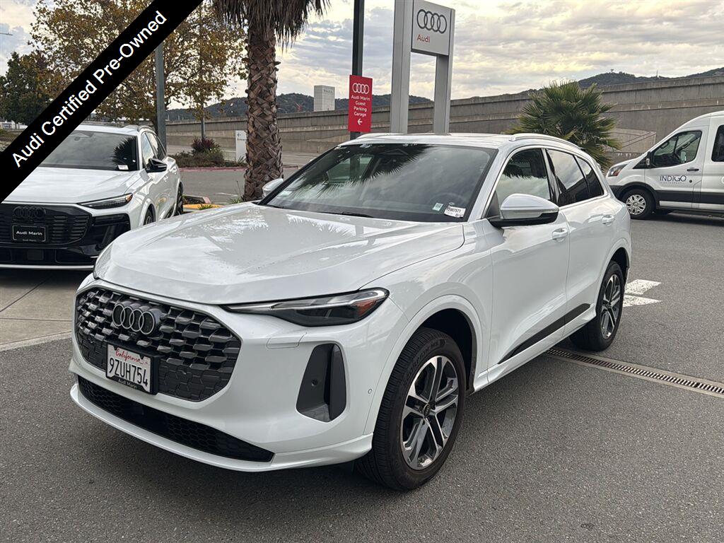 Glacier White Metallic 2026 Audi Q5 SUV / Crossover All-Wheel Drive Automatic