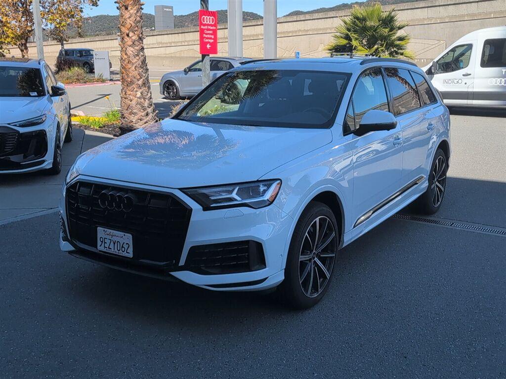 Glacier White 2023 Audi Q7 SUV / Crossover All-Wheel Drive