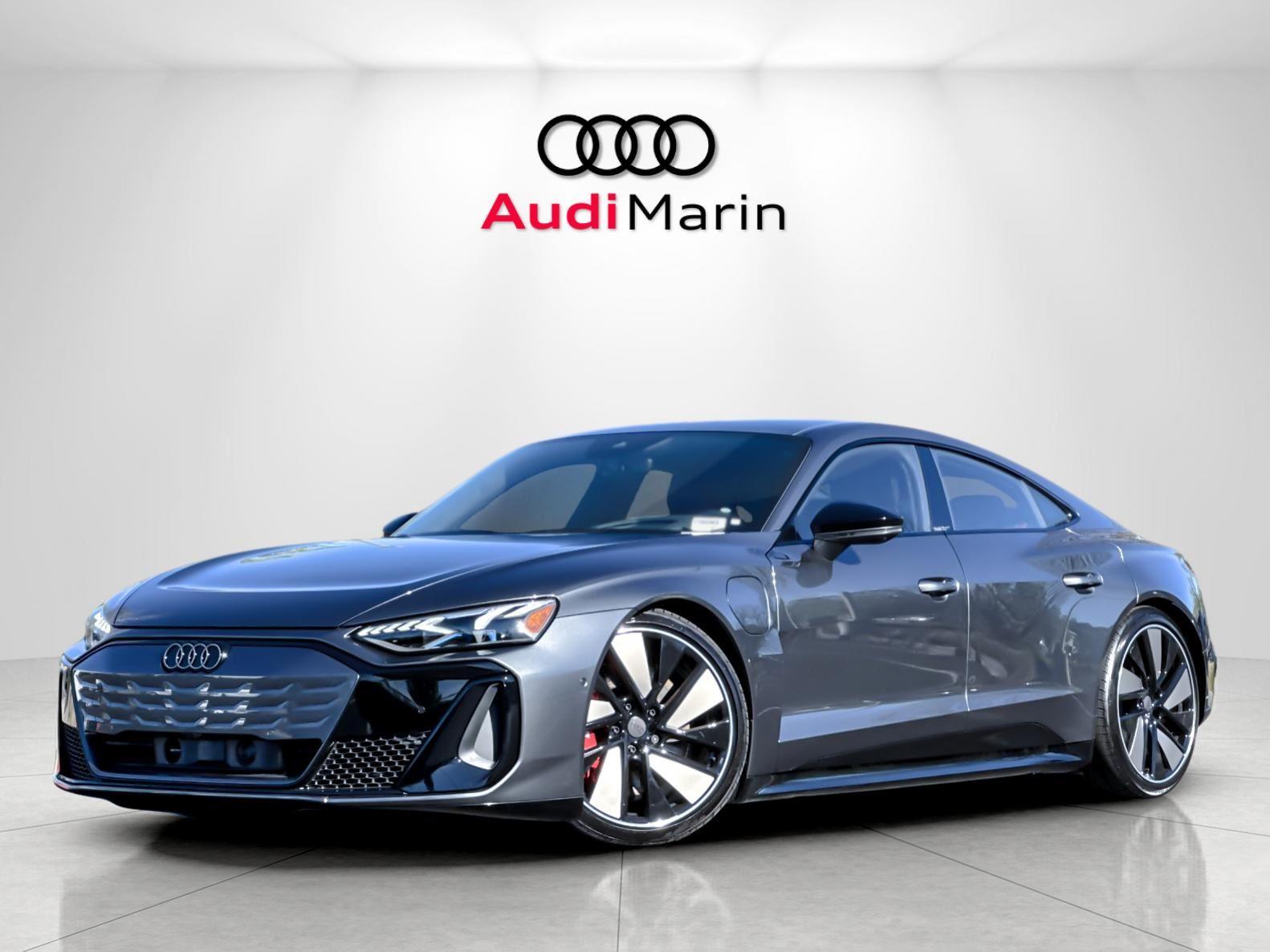 Daytona Gray Pearl Effect 2026 Audi S e-tron GT quattro Prestige Sedan All-Wheel Drive Automatic