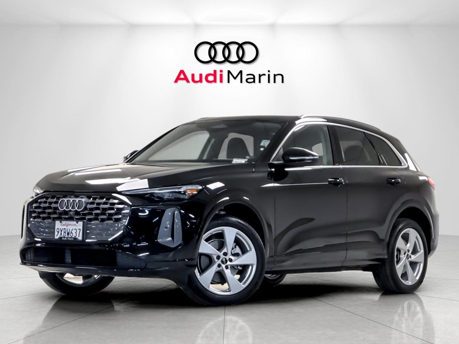 Mythos Black Metallic 2025 Audi Q5 quattro Premium Plus 40 TFSI SUV / Crossover All-Wheel Drive Automatic