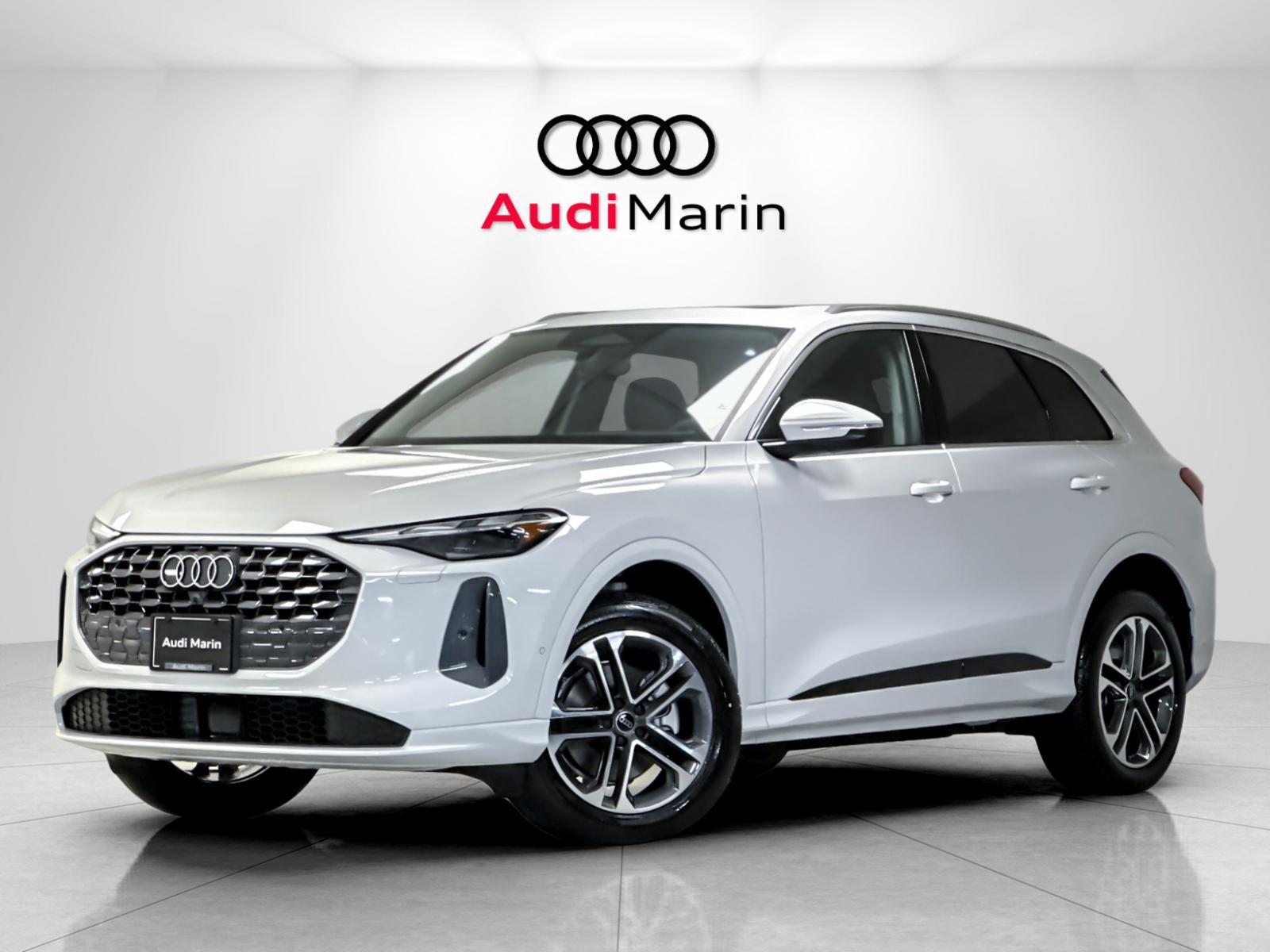 Glacier White Metallic 2026 Audi Q5 SUV / Crossover All-Wheel Drive Automatic
